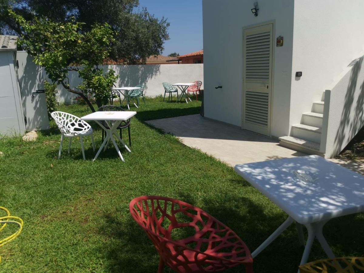 Hotel Wonderland San Teodoro  Esterno foto