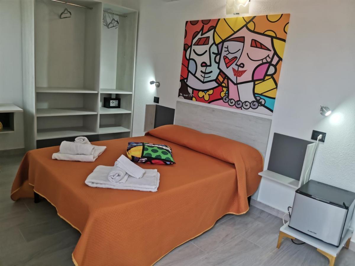 Hotel Wonderland San Teodoro  Esterno foto