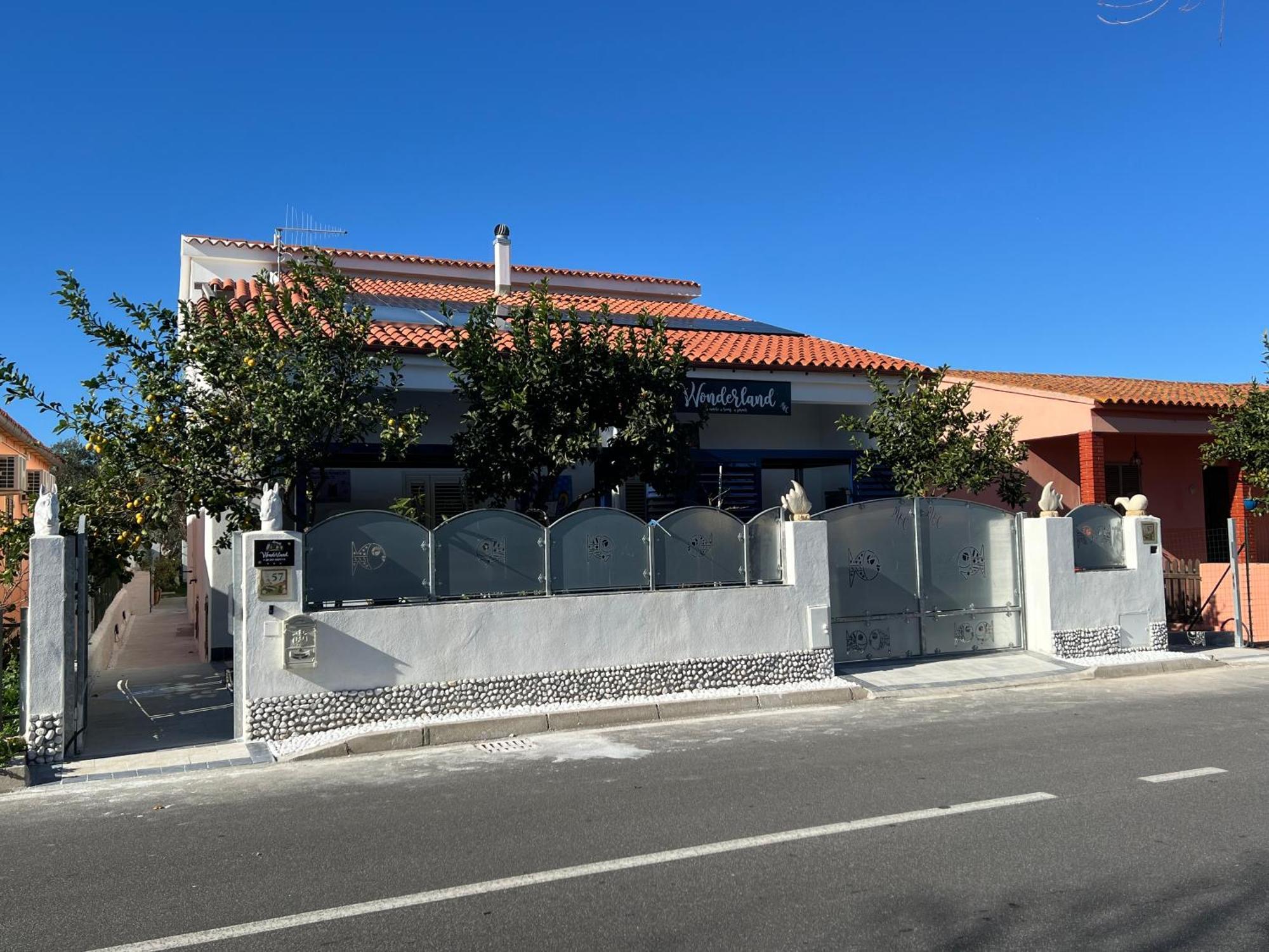Hotel Wonderland San Teodoro  Esterno foto