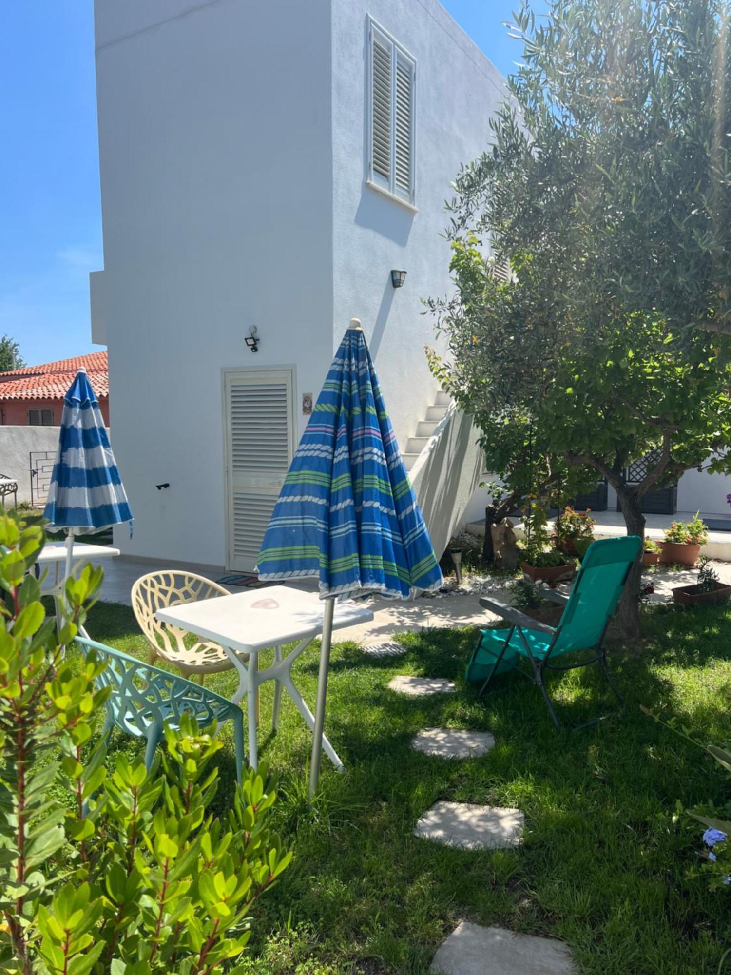 Hotel Wonderland San Teodoro  Esterno foto