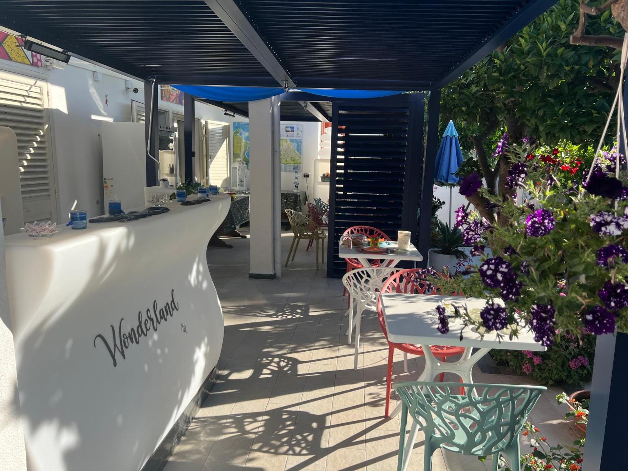 Hotel Wonderland San Teodoro  Esterno foto